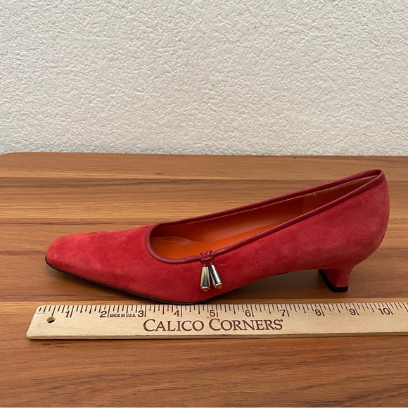 Vintage SALVATORE FERRAGAMO DQ80559 Red Suede Leather Low Heel Pumps Size 6 4A - Picture 10 of 16